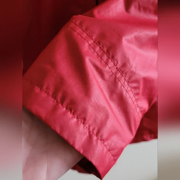 Chico's Zenergy Windbreaker Light Jacket Packable Hood, Women's XL, Cherry Red - Picture 6 of 13